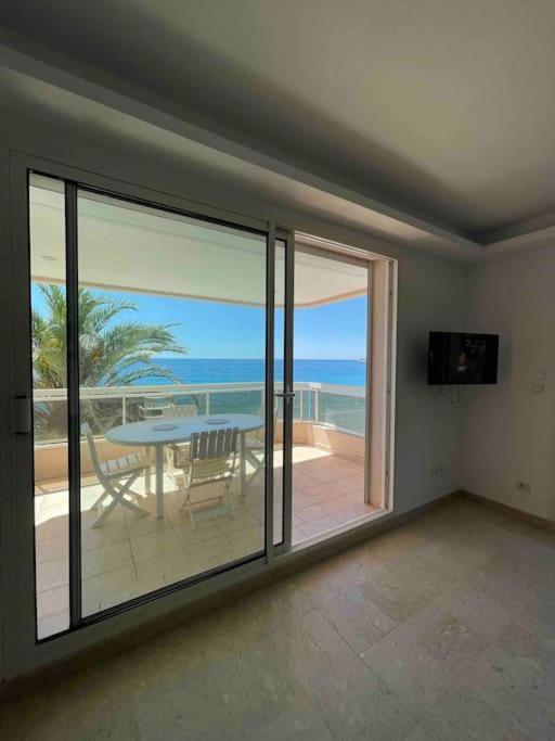 Appartement Bord De Mer Avec Garage Menton Extérieur photo