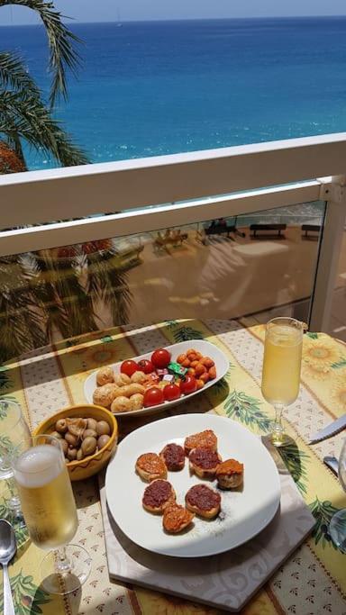 Appartement Bord De Mer Avec Garage Menton Extérieur photo